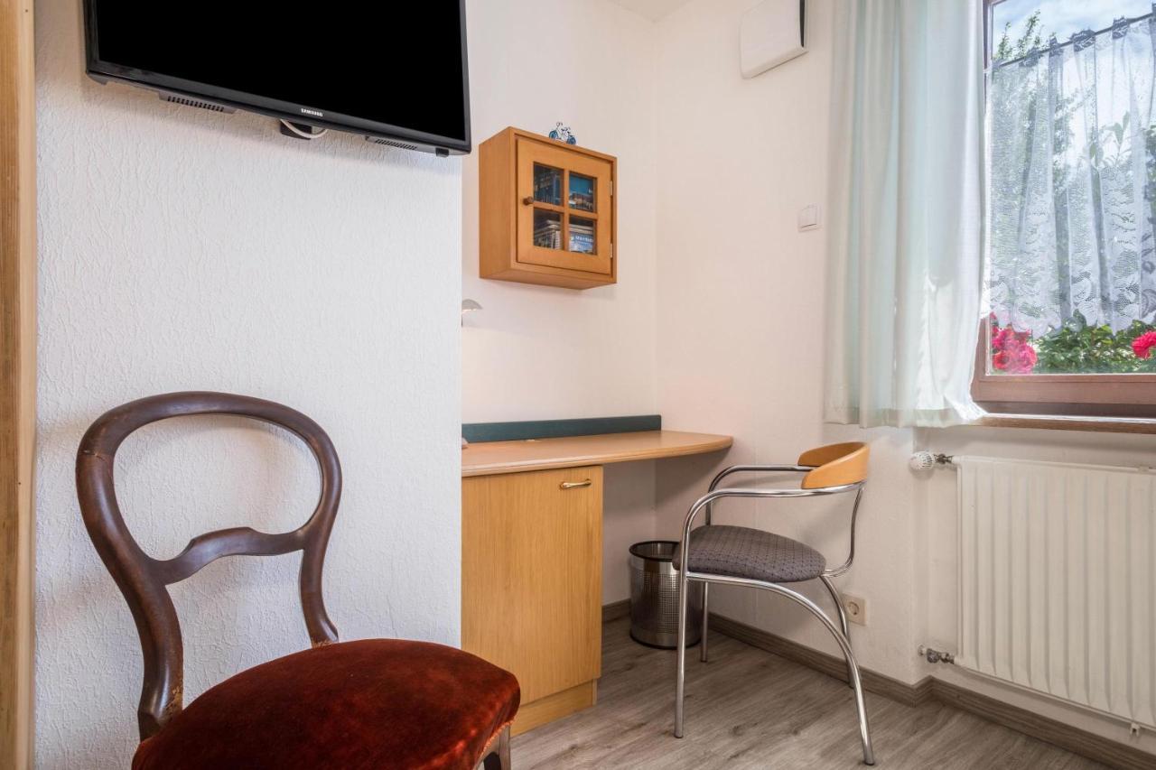 Bett Und Fruehstueck Bei Gertrud Apartment Hergensweiler Exterior photo